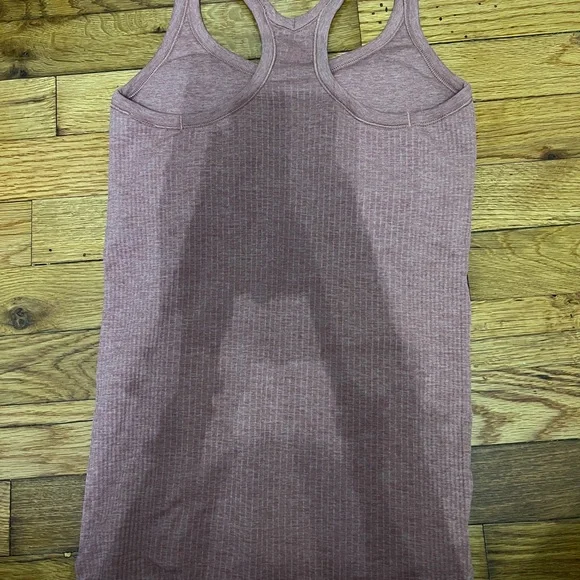 Lululemon ebb to street tanktop - Picture 2 of 7
